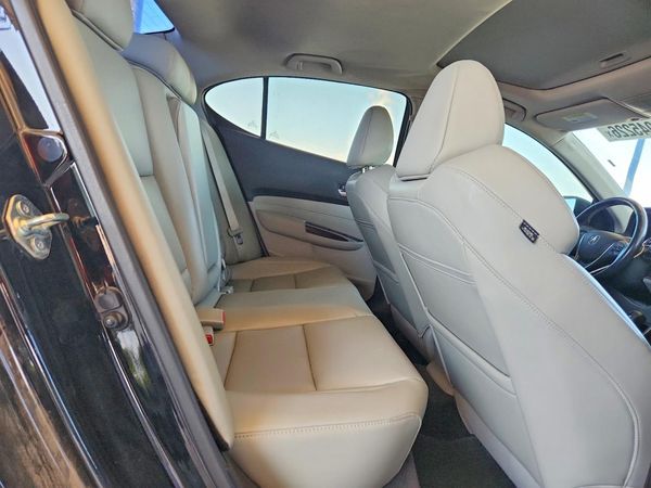 2016 ACURA TLX Base