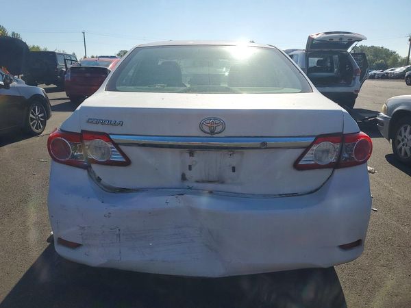 2013 TOYOTA COROLLA