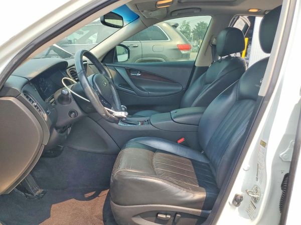 2015 INFINITI QX50