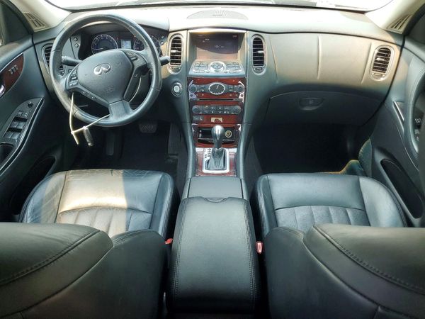 2015 INFINITI QX50