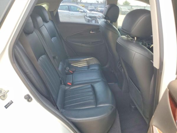 2015 INFINITI QX50