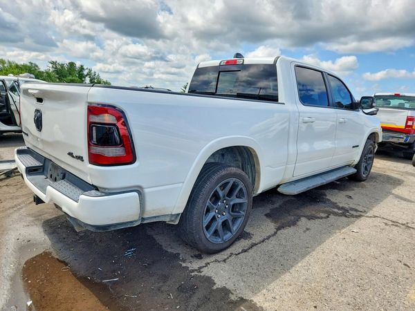 2021 RAM 1500 LARAMIE CREW CAB 4X4