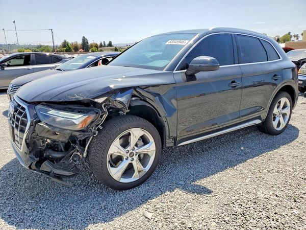 2021 AUDI Q5 quattro Premium Plus