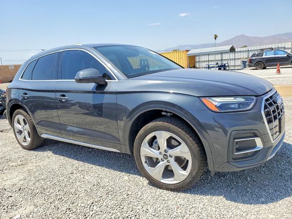 2021 AUDI Q5 quattro Premium Plus