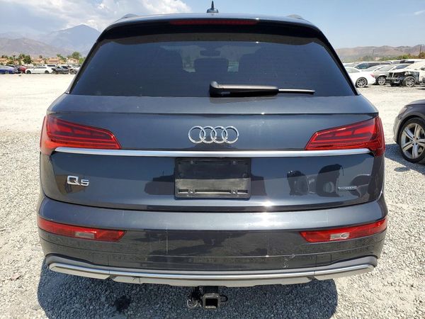 2021 AUDI Q5 quattro Premium Plus