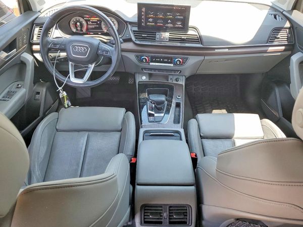 2021 AUDI Q5 quattro Premium Plus
