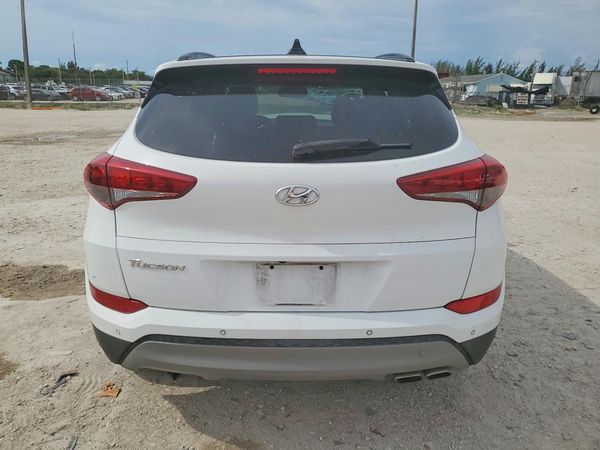 2018 HYUNDAI TUCSON