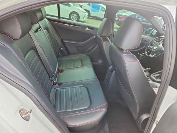 2018 VOLKSWAGEN JETTA GLI