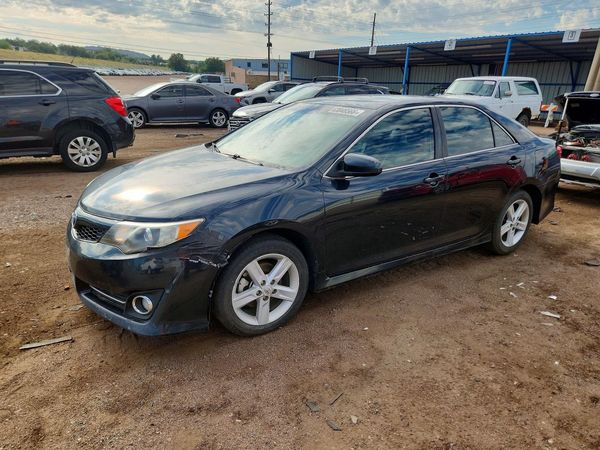 2012 TOYOTA CAMRY