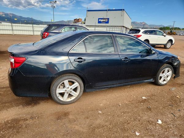 2012 TOYOTA CAMRY