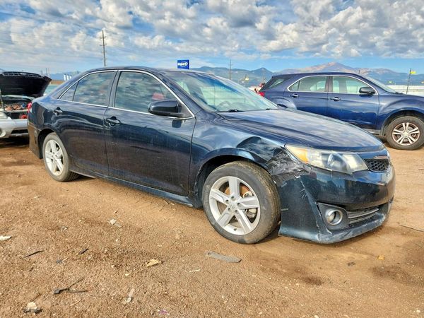 2012 TOYOTA CAMRY