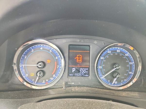 2019 TOYOTA COROLLA