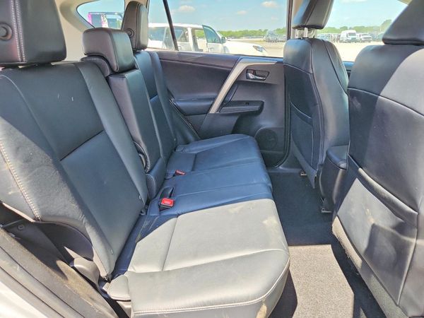 2015 TOYOTA RAV4 Limited (G Grade)