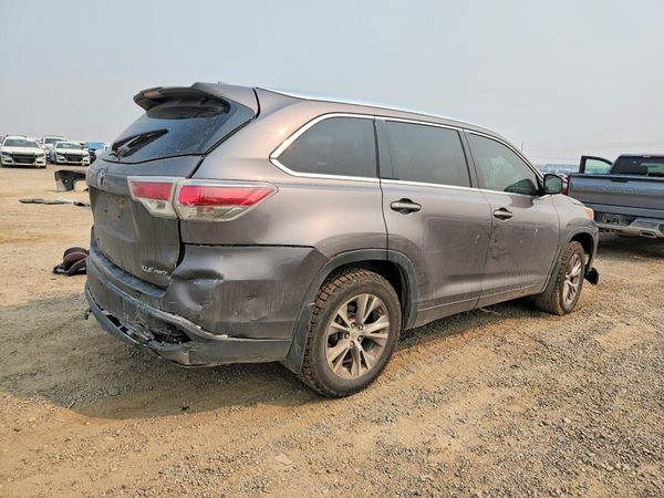 2015 TOYOTA HIGHLANDER