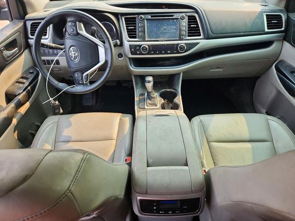 2015 TOYOTA HIGHLANDER