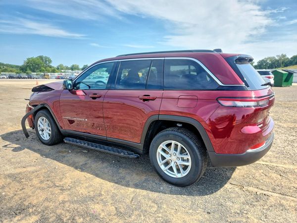 2025 JEEP GRAND CHEROKEE Laredo, Altitude