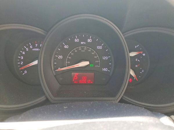 2017 KIA RIO LX