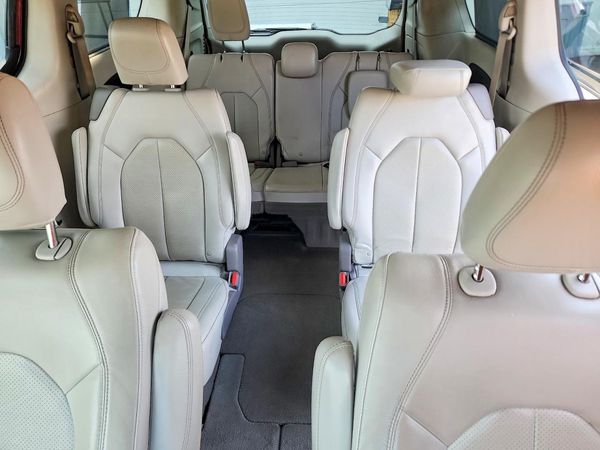 2020 CHRYSLER PACIFICA Touring L