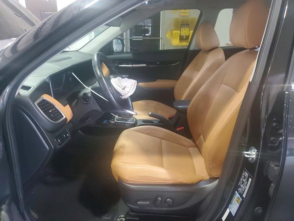 2024 KIA SELTOS EX