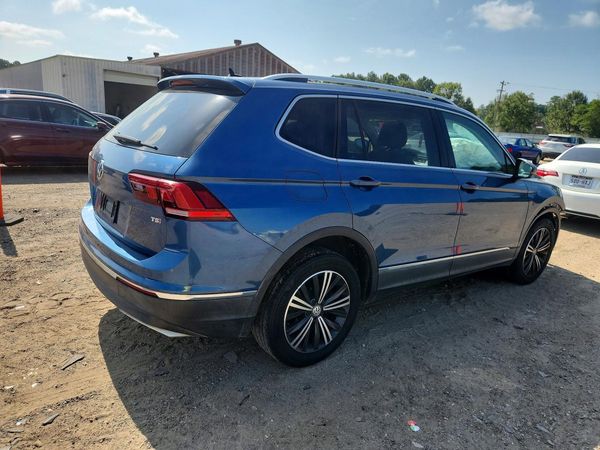 2018 VOLKSWAGEN TIGUAN SE, SEL