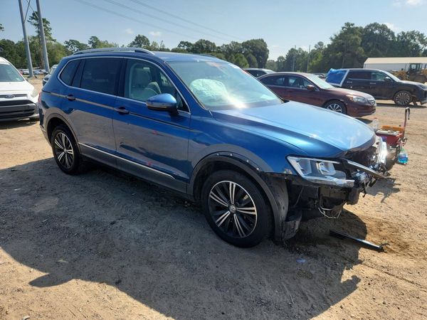 2018 VOLKSWAGEN TIGUAN SE, SEL