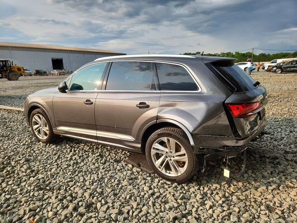 2021 AUDI Q7