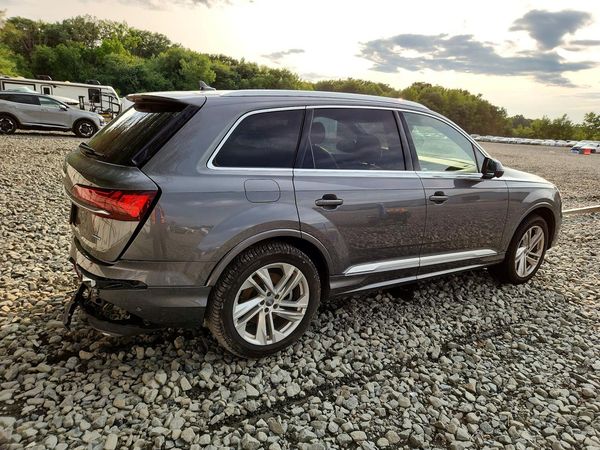 2021 AUDI Q7