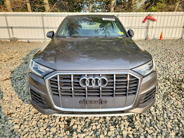 2021 AUDI Q7