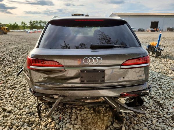2021 AUDI Q7