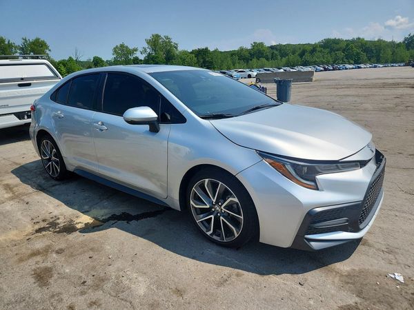 2022 TOYOTA COROLLA SE
