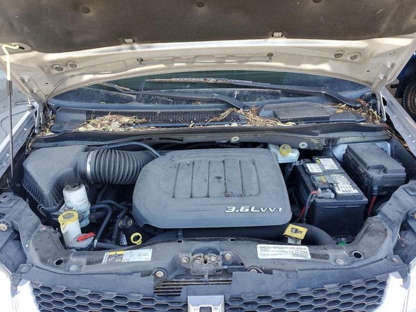 2015 DODGE GRAND CARAVAN SE