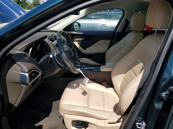 2018 JAGUAR F-PACE Prestige