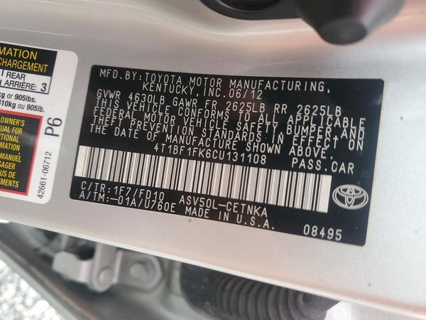 2012 TOYOTA CAMRY