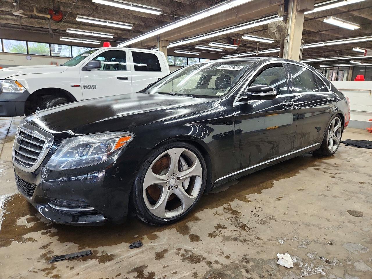 2015 MERCEDES-BENZ S-CLASS S550 — Front 3/4