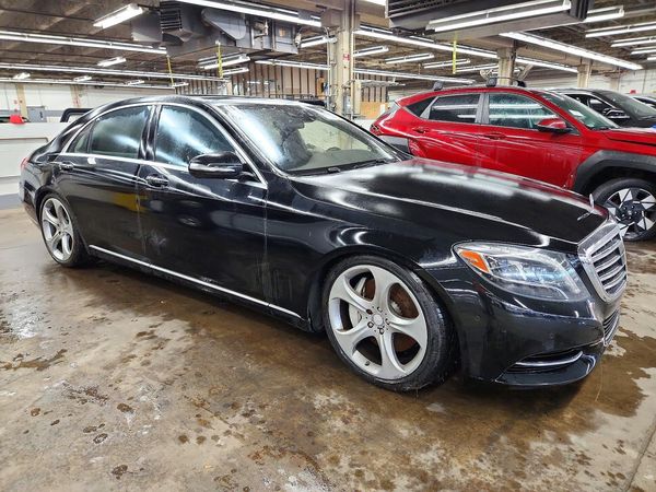 2015 MERCEDES-BENZ S-CLASS S550 — Passenger 3/4
