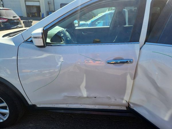 2018 NISSAN ROGUE