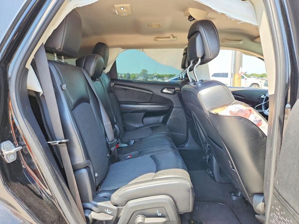 2018 DODGE JOURNEY Crossroad (M,U,C)