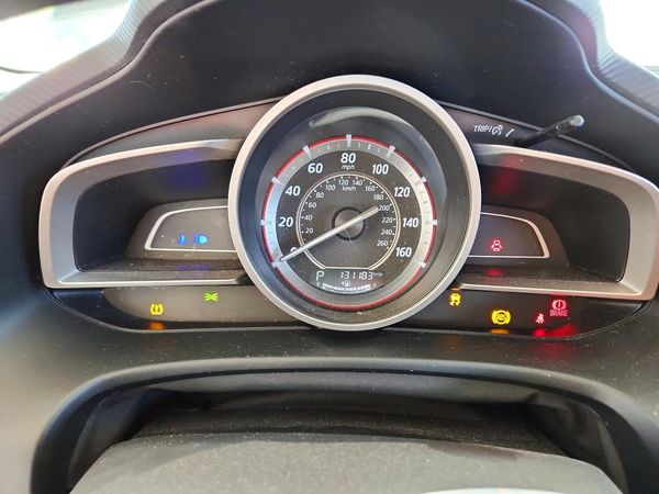 2015 MAZDA 3 SV/Base