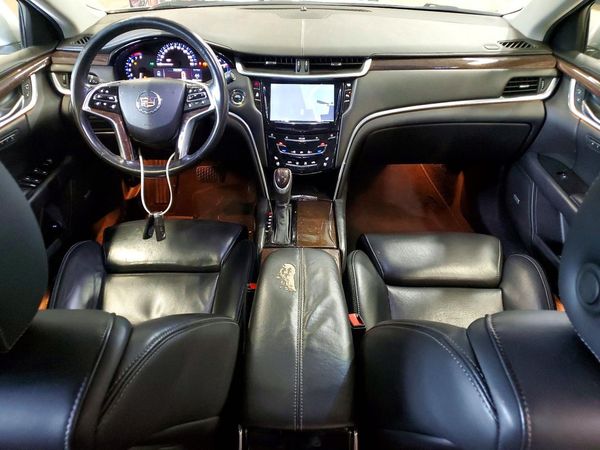 2014 CADILLAC XTS