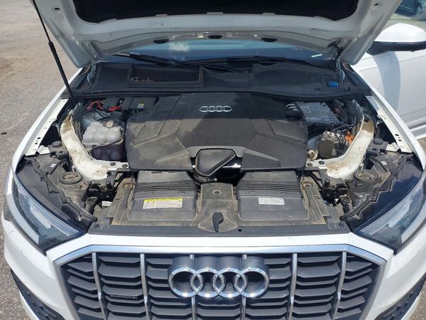 2020 AUDI Q7 quattro Premium Plus — Engine bay