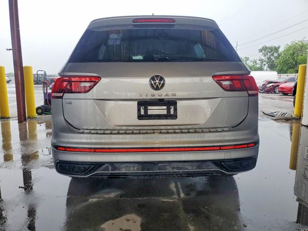 2022 VOLKSWAGEN TIGUAN SE R-Line Black
