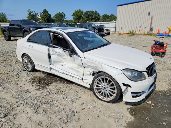 2014 MERCEDES-BENZ C C250