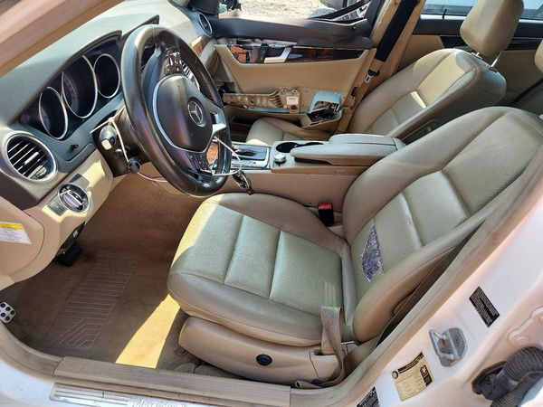 2014 MERCEDES-BENZ C C250