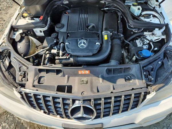 2014 MERCEDES-BENZ C C250