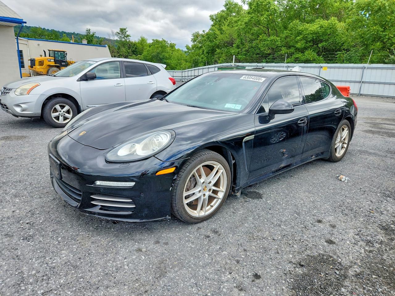 2015 PORSCHE PANAMERA Base (2WD), 4 (4WD) — Front 3/4