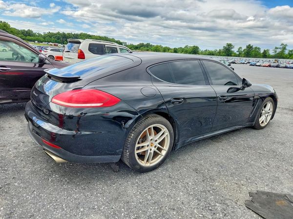 2015 PORSCHE PANAMERA Base (2WD), 4 (4WD) — PSRA