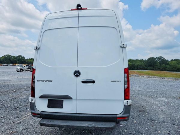 2022 MERCEDES-BENZ SPRINTER 907 (VS30)