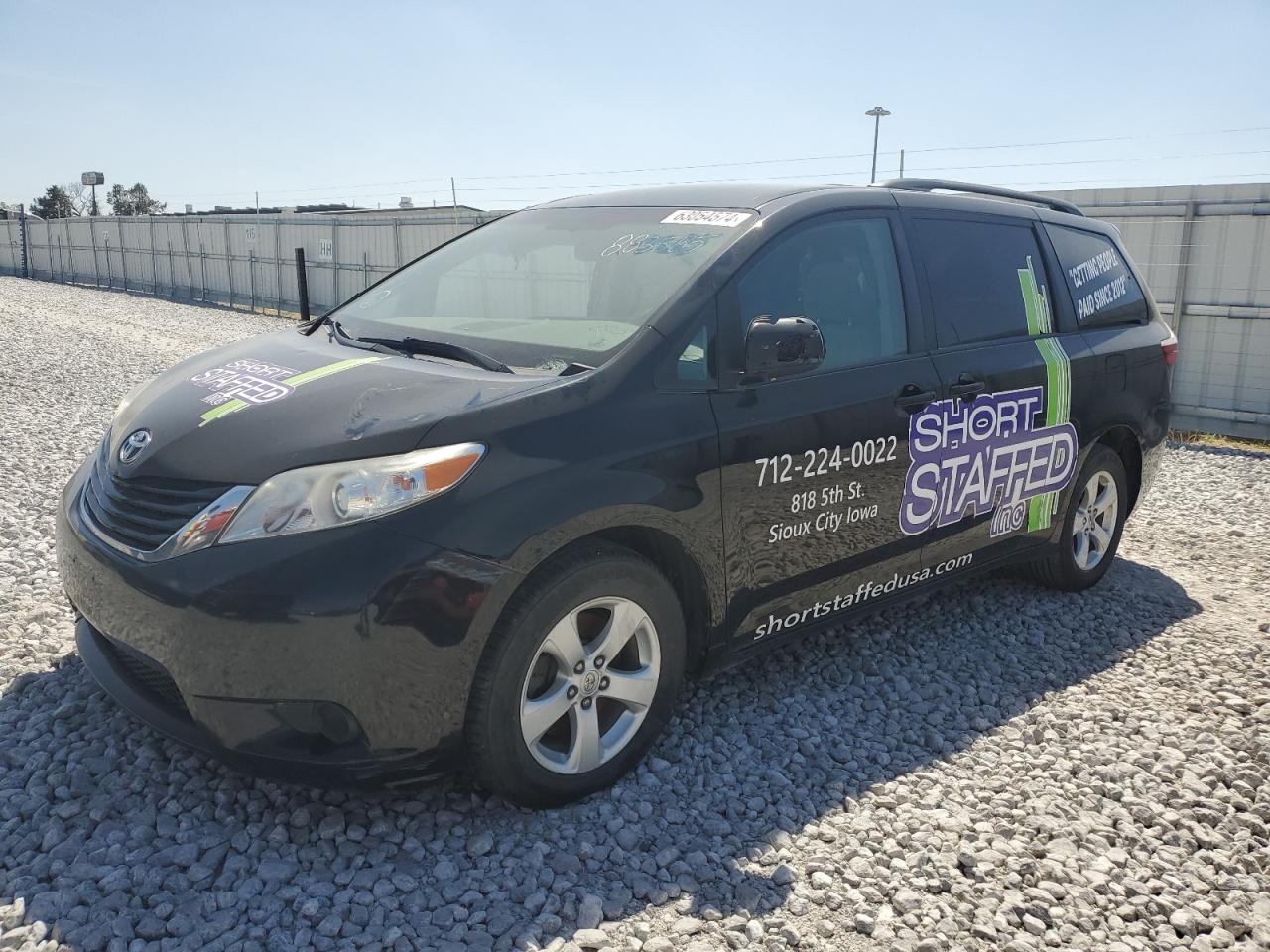 2017 TOYOTA SIENNA LE Mobility/LE