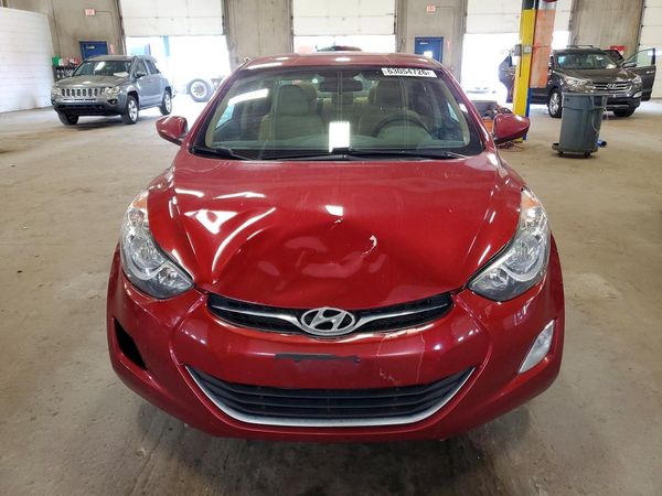2013 HYUNDAI ELANTRA