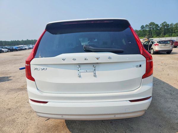 2022 VOLVO XC90 Momentum (excl S60)